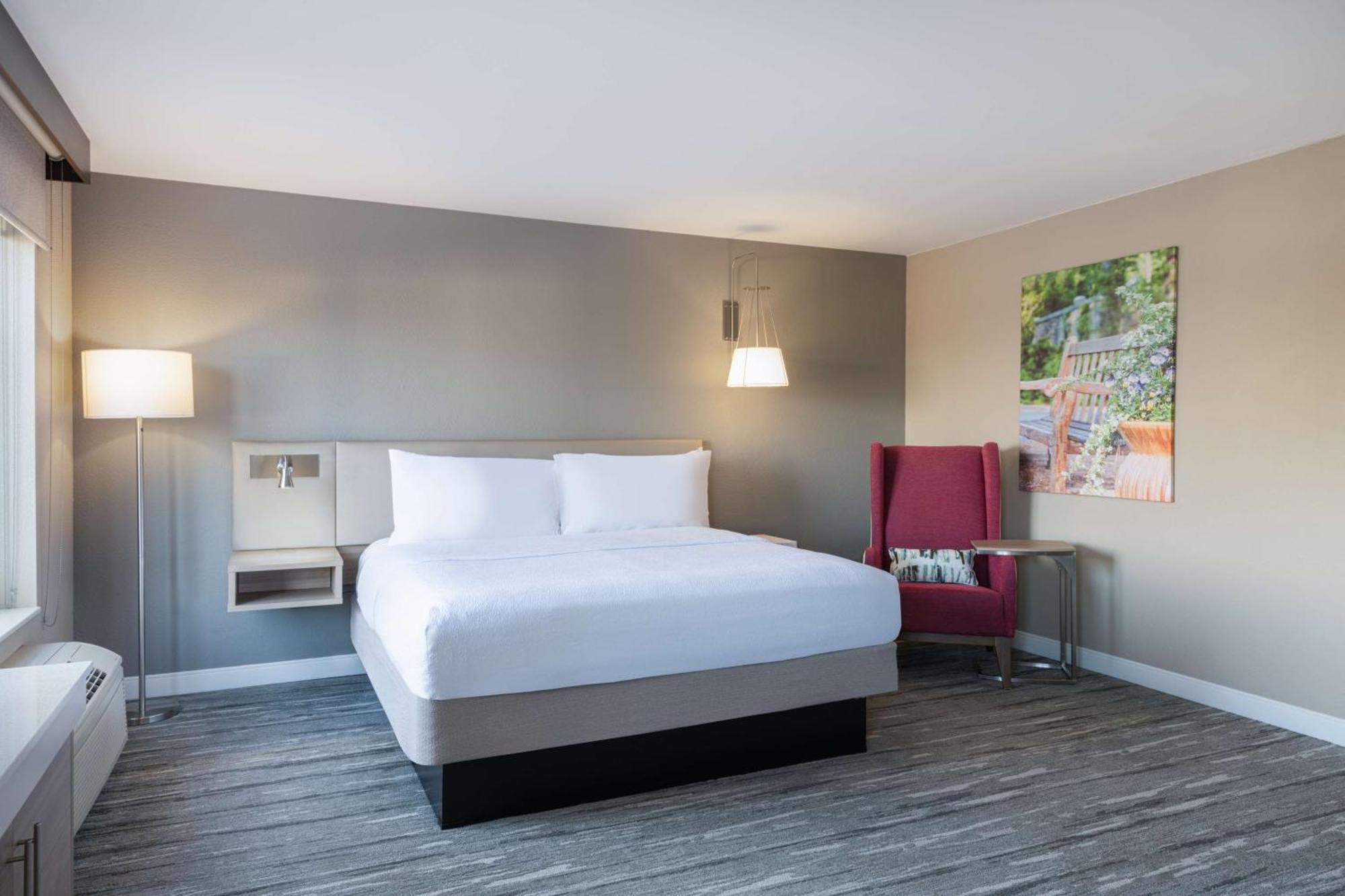 Hilton Garden Inn Saint Charles Exterior photo