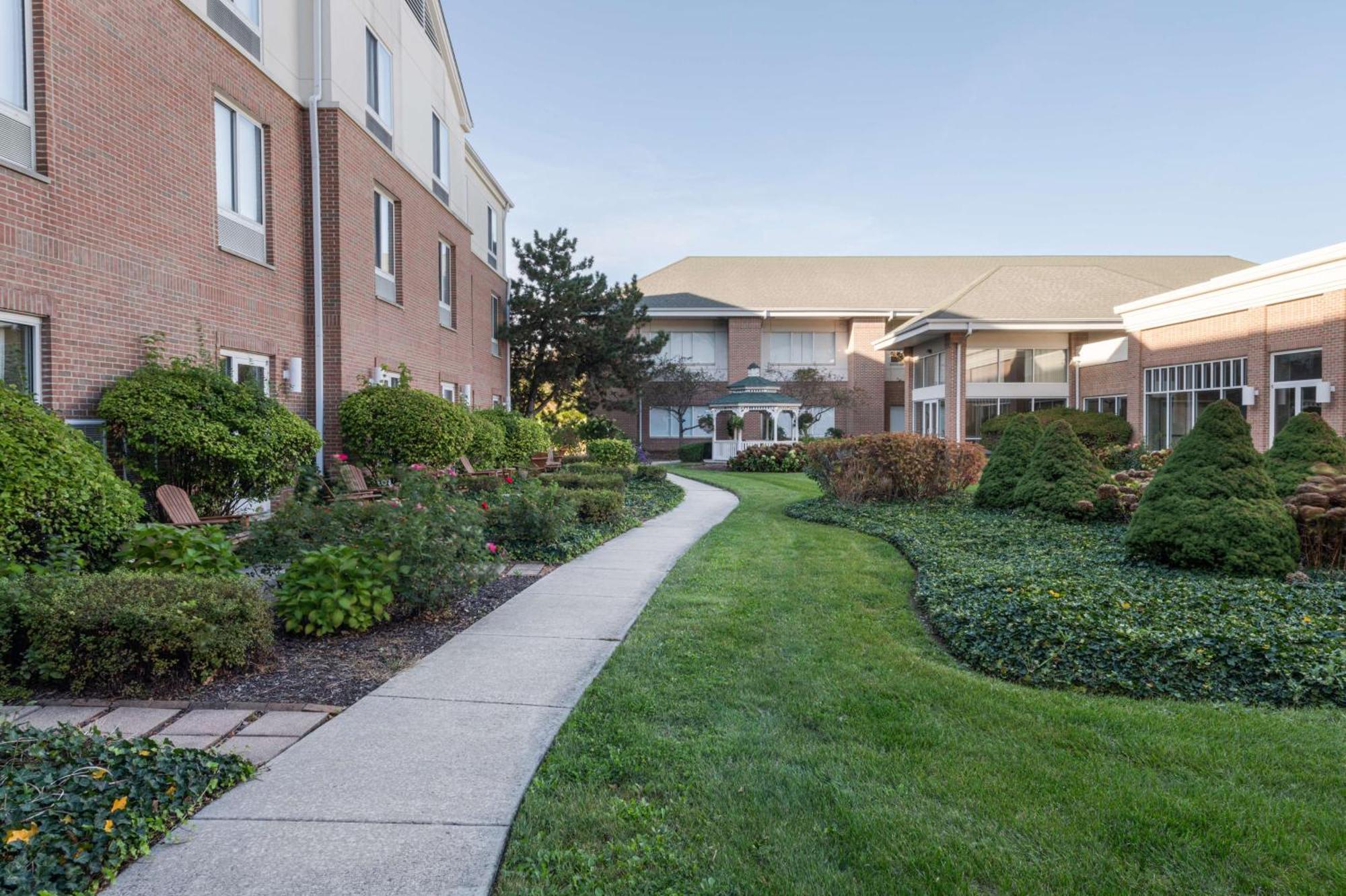 Hilton Garden Inn Saint Charles Exterior photo